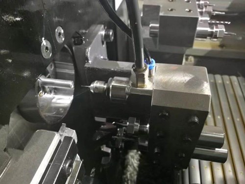 走心機(jī)高頻銑BM-320F.jpg 走心機(jī)高頻銑BM-320F.jpg