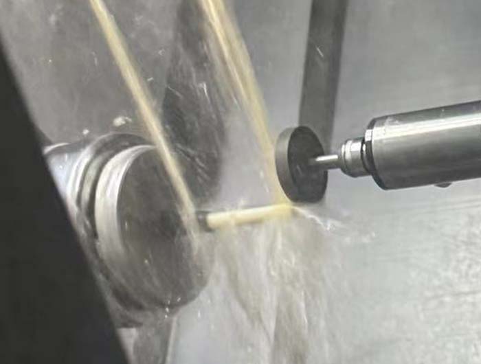 陶瓷插芯研磨主軸.jpg 陶瓷插芯研磨主軸.jpg